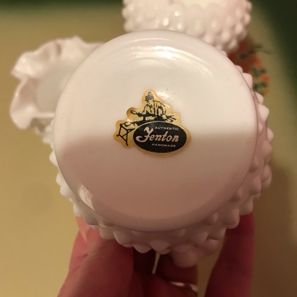 Vintage Fenton White Hobnail Milk Glass ~ Lot of 3 Ball Dishes ~ Ruffled Edges - Picture 4 of 5